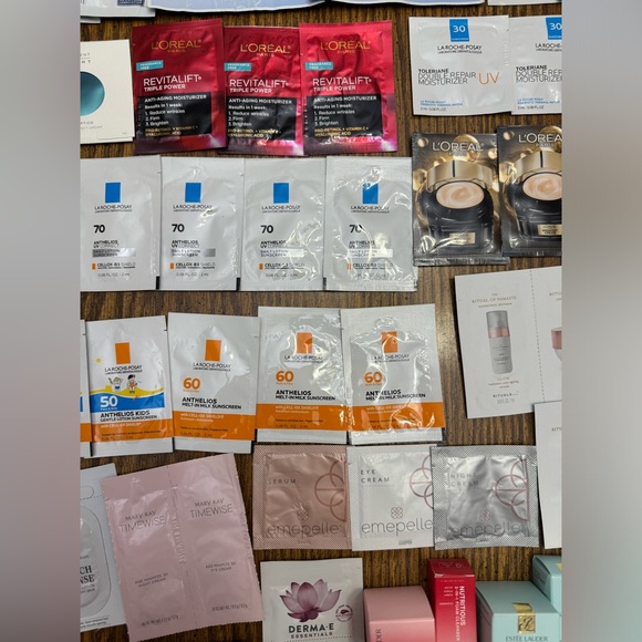 Huge 120 Piece Lot of Various Skin Care Samples - Picture 6 of 11